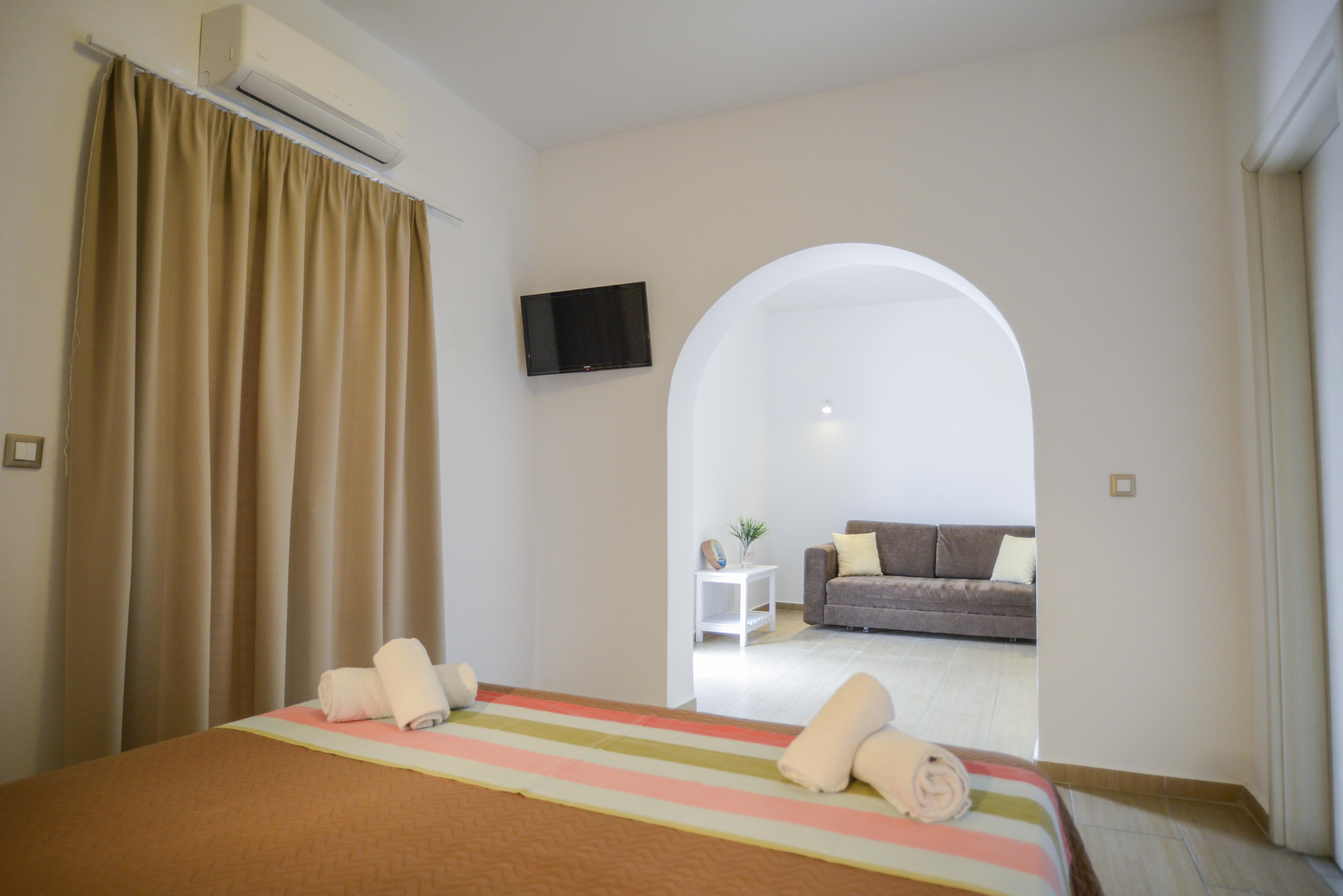 Omiros Hotel Messaria  Ngoại thất bức ảnh